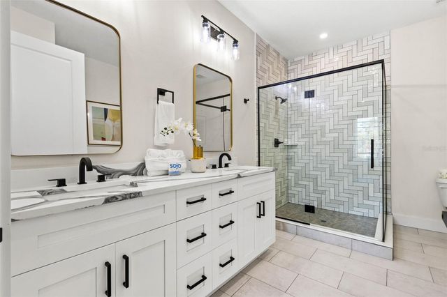 121 E WARREN AVENUE 3, Tampa, FL 33602