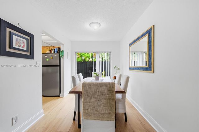 2520 N Andrews Avenue 107, Wilton Manors, FL 33311