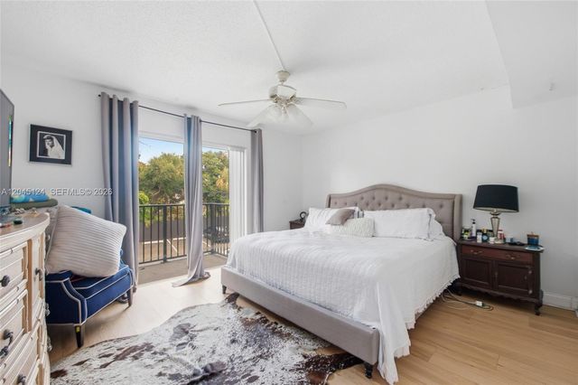 2520 N Andrews Avenue 107, Wilton Manors, FL 33311