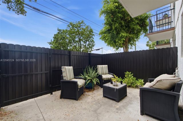 2520 N Andrews Avenue 107, Wilton Manors, FL 33311