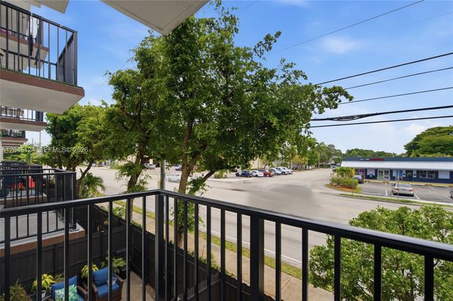 2520 N Andrews Avenue 107, Wilton Manors, FL 33311
