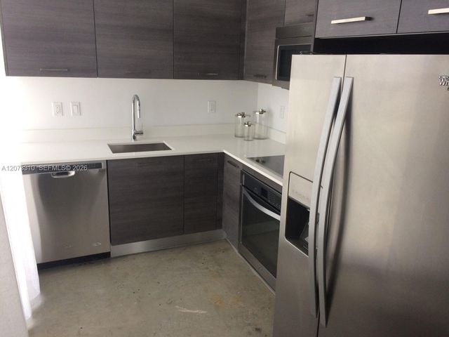 151 SE 1 Street PH 10, Miami, FL 33131