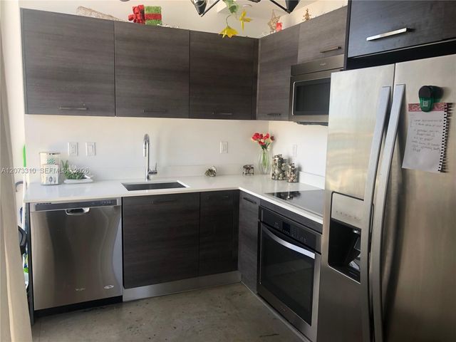 151 SE 1 Street PH 10, Miami, FL 33131