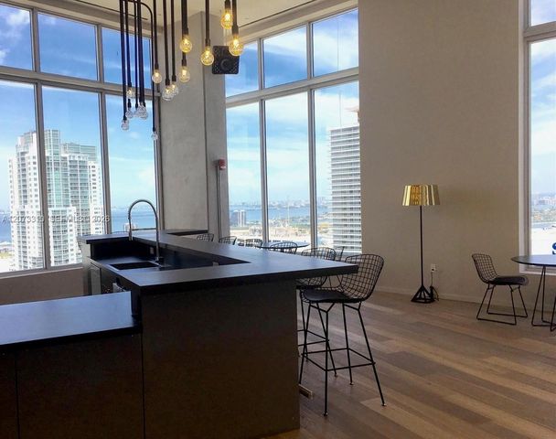 151 SE 1 Street PH 10, Miami, FL 33131