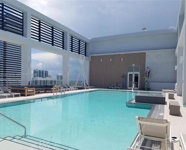 151 SE 1 Street PH 10, Miami, FL 33131