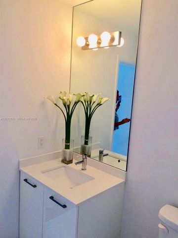151 SE 1 Street PH 10, Miami, FL 33131