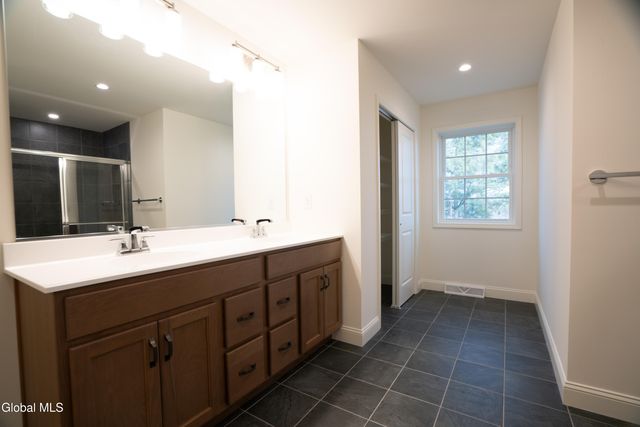 48 Lancaster Court, Ballston, NY 12019