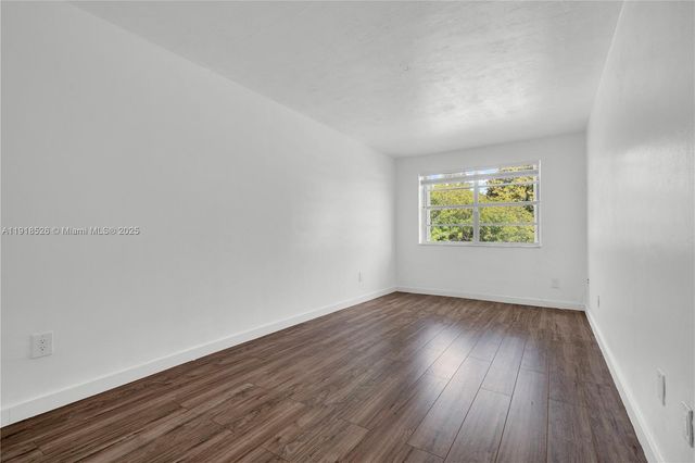 9823 SW 93rd Ter, Miami, FL 33176