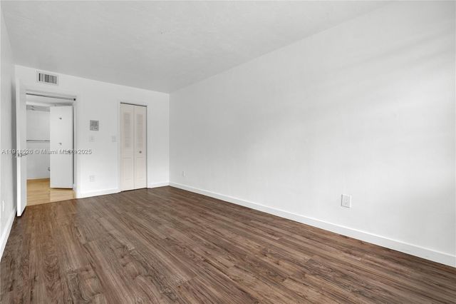 9823 SW 93rd Ter, Miami, FL 33176