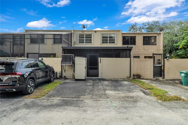 9823 SW 93rd Ter, Miami, FL 33176