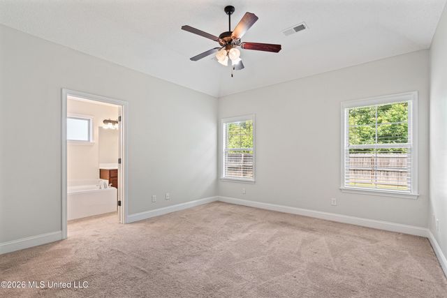 6450 Arbor Lake Drive, Horn Lake, MS 38637