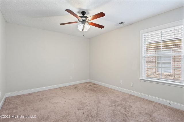 6450 Arbor Lake Drive, Horn Lake, MS 38637