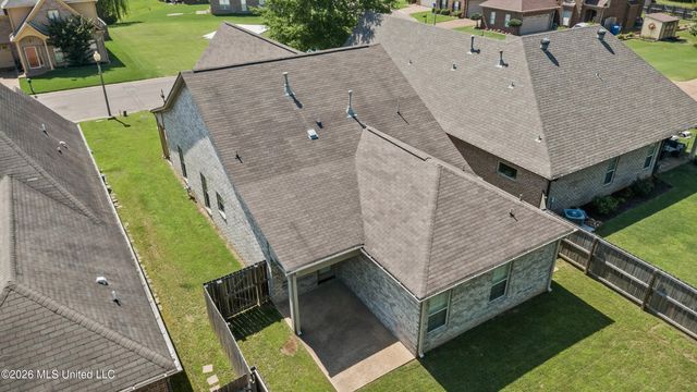 6450 Arbor Lake Drive, Horn Lake, MS 38637