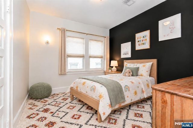25 Davey Street, Bloomfield, NJ 07003