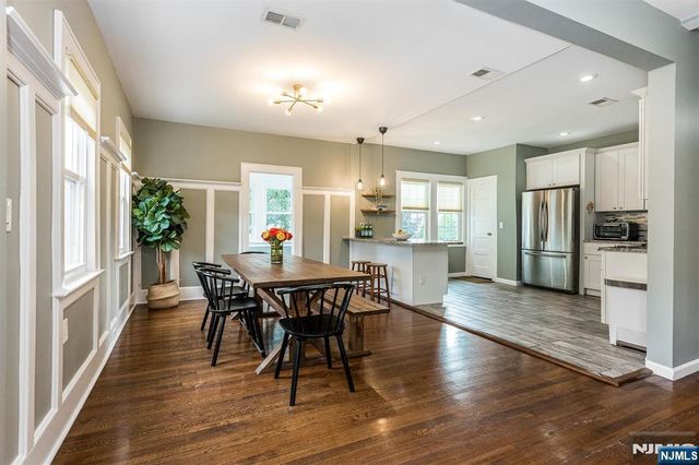 25 Davey Street, Bloomfield, NJ 07003