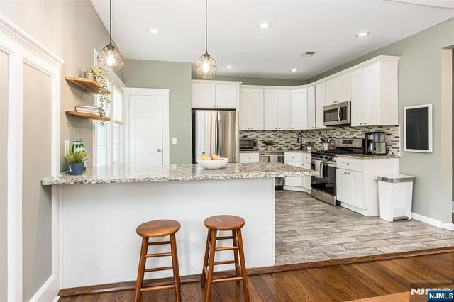 25 Davey Street, Bloomfield, NJ 07003