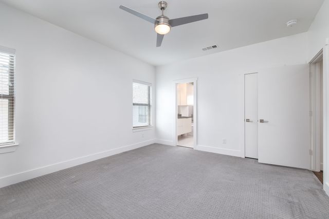 2415 Knight Street A, Dallas, TX 75219