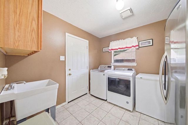 1309 Rachel Court, Pearland, TX 77581