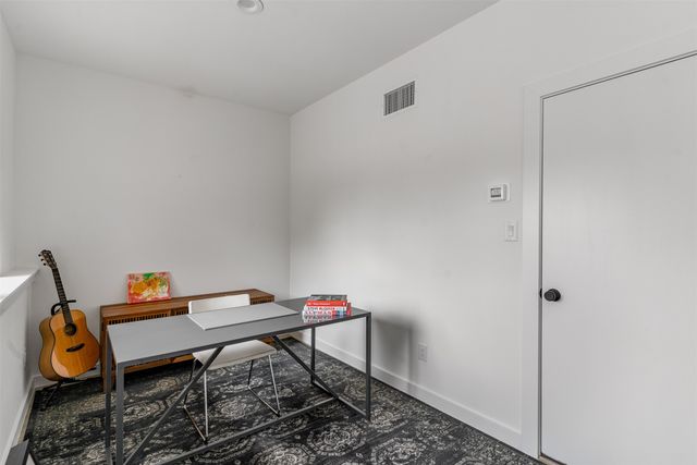 419 W 9th Street D, Dallas, TX 75208