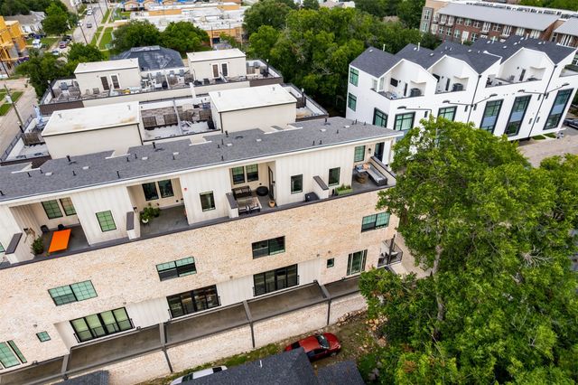419 W 9th Street D, Dallas, TX 75208