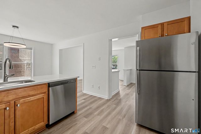 21 Whitmore Lane 1, Stamford, CT 06902