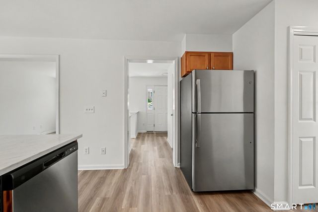 21 Whitmore Lane 1, Stamford, CT 06902