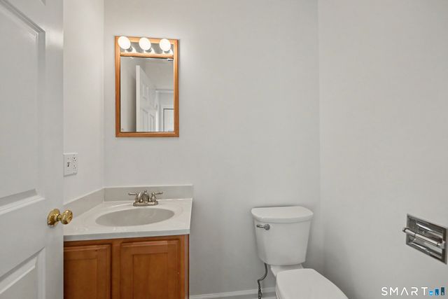 21 Whitmore Lane 1, Stamford, CT 06902