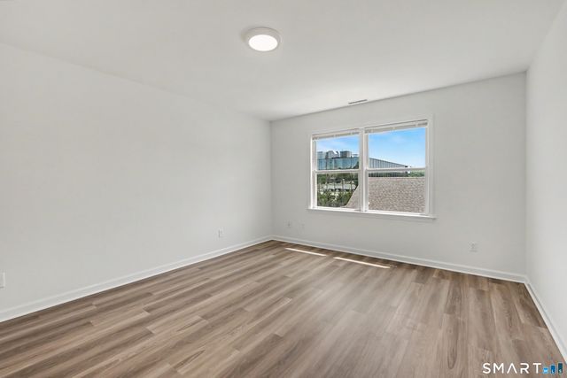 21 Whitmore Lane 1, Stamford, CT 06902