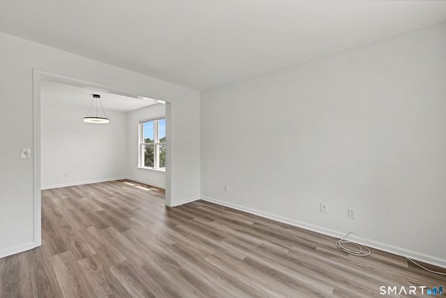 21 Whitmore Lane 1, Stamford, CT 06902