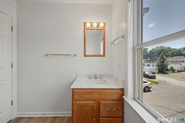 21 Whitmore Lane 1, Stamford, CT 06902