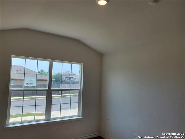 7614 Eclipse Mark, San Antonio, TX 78252