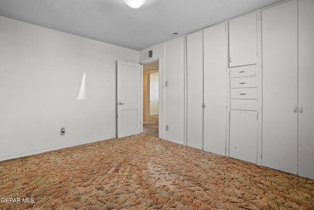 6329 CHERBOURG Avenue, El Paso, TX 79925