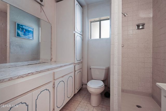 6329 CHERBOURG Avenue, El Paso, TX 79925