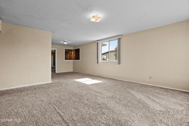 6329 CHERBOURG Avenue, El Paso, TX 79925