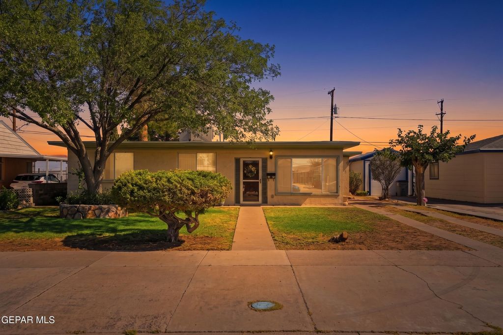 6329 CHERBOURG Avenue, El Paso, TX 79925