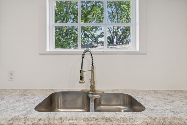 322 S Porter Avenue, Okmulgee, OK 74447