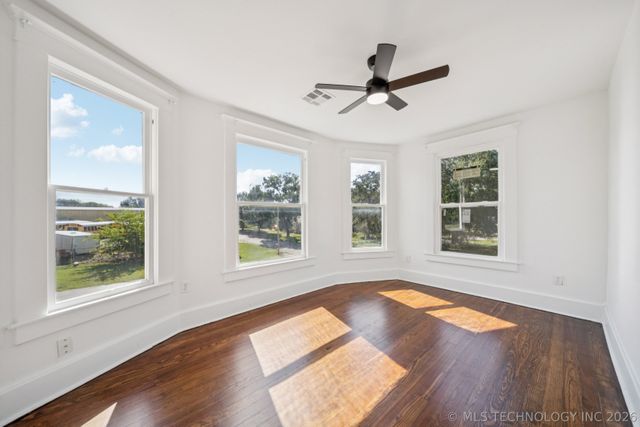 322 S Porter Avenue, Okmulgee, OK 74447