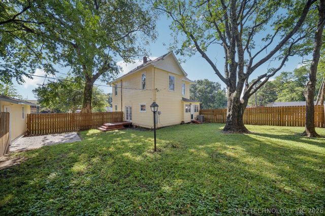 322 S Porter Avenue, Okmulgee, OK 74447