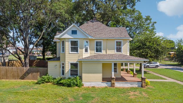 322 S Porter Avenue, Okmulgee, OK 74447