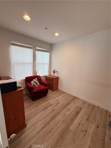 7667 Yellow Iris Court, Fontana, CA 92336