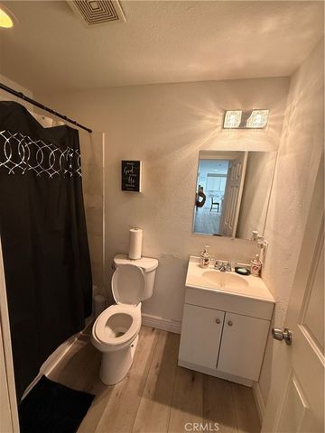 7667 Yellow Iris Court, Fontana, CA 92336