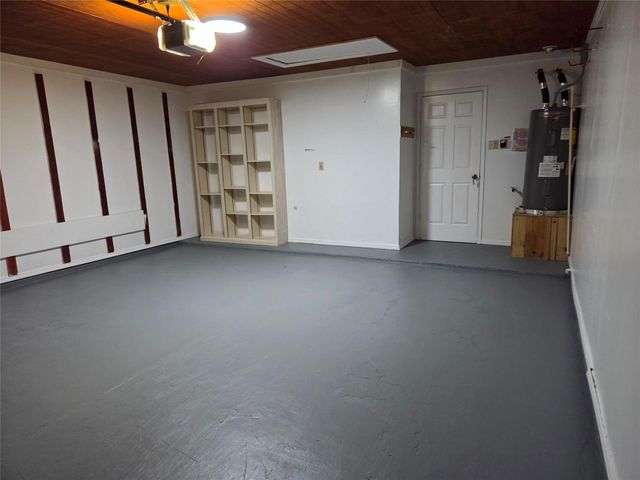 15415 Beechnut Street, Houston, TX 77083