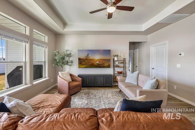 1229 Crestview Drive, Twin Falls, ID 83301