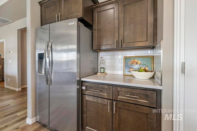 1229 Crestview Drive, Twin Falls, ID 83301