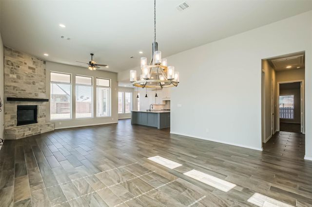 1830 Iron Lake Lane, Richmond, TX 77469