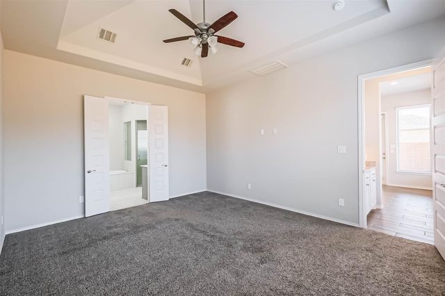 1830 Iron Lake Lane, Richmond, TX 77469