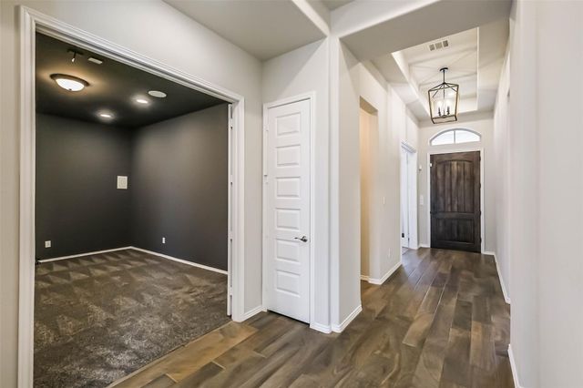 1830 Iron Lake Lane, Richmond, TX 77469