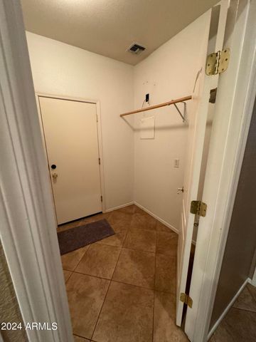 7206 N 88TH Lane, Glendale, AZ 85305