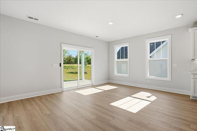 122 Mossend Street, Woodruff, SC 29388