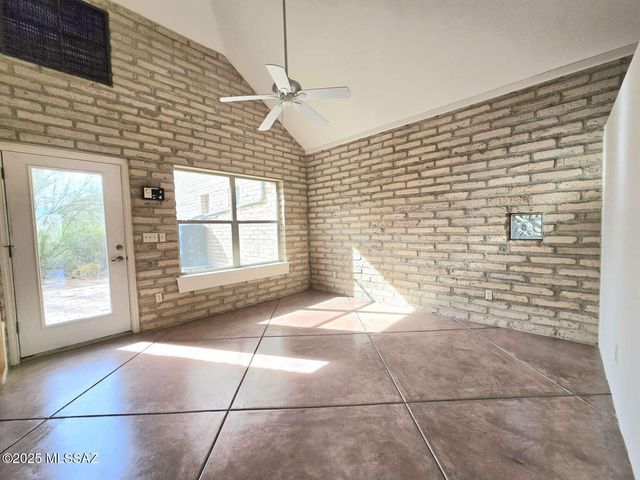 3047 N Gaia Place, Tucson, AZ 85745